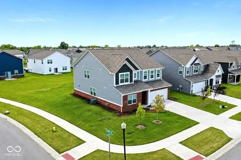 1219 Kendrick Greenwood IN 46143