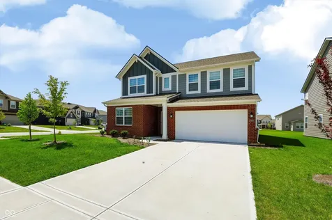 1219 Kendrick Greenwood IN 46143