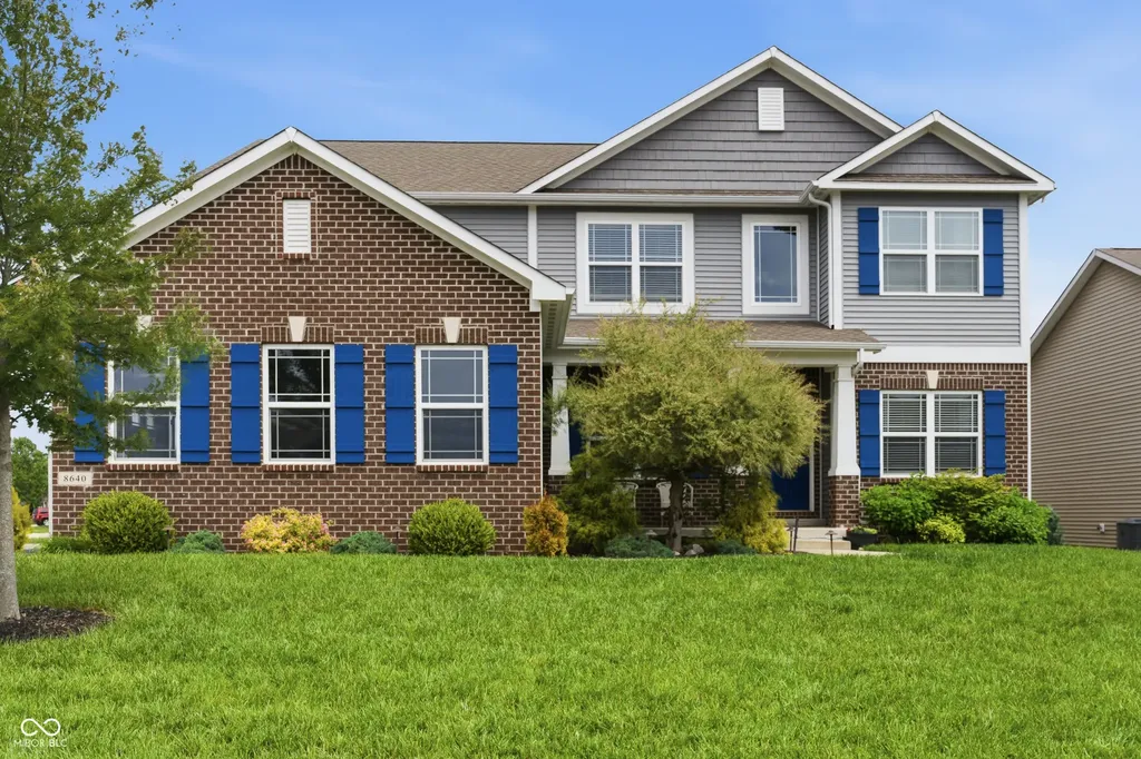 8640 Thatcher Lane Avon IN 46123