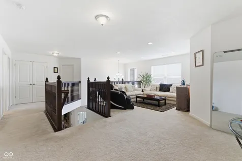 8640 Thatcher Lane Avon IN 46123