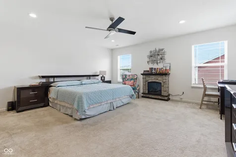 8640 Thatcher Lane Avon IN 46123