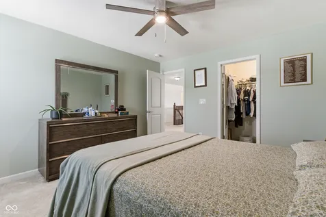 8640 Thatcher Lane Avon IN 46123