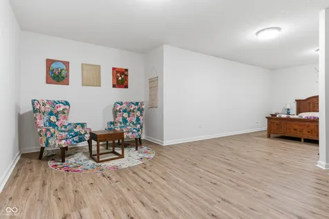 8640 Thatcher Lane Avon IN 46123