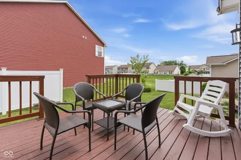 8640 Thatcher Lane Avon IN 46123