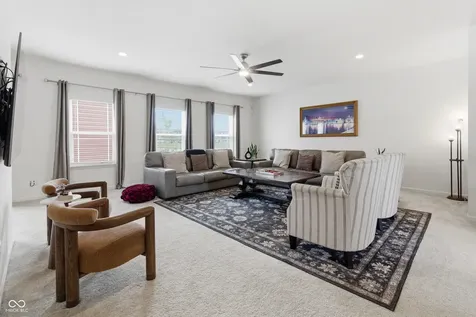 8640 Thatcher Lane Avon IN 46123