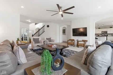8640 Thatcher Lane Avon IN 46123