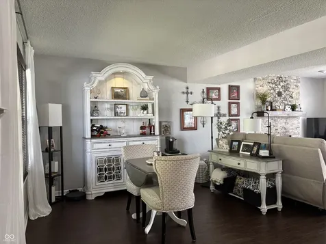 7338 Jackie Court Indianapolis IN 46221