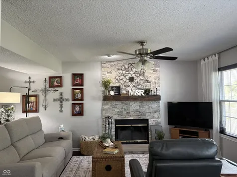 7338 Jackie Court Indianapolis IN 46221