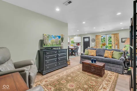 348 N Virgil Street Jasonville IN 47438