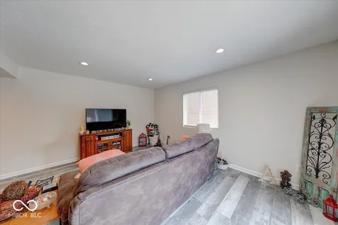 2917 Country Estates Drive Indianapolis IN 46227