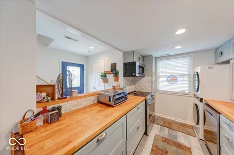 2917 Country Estates Drive Indianapolis IN 46227