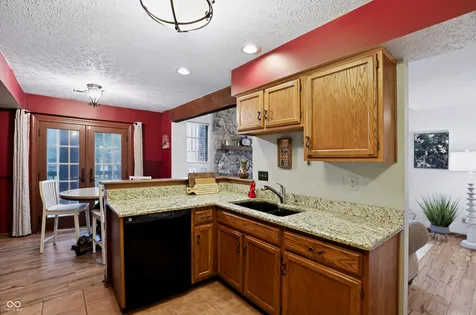 4709 Shireton Court Indianapolis IN 46254