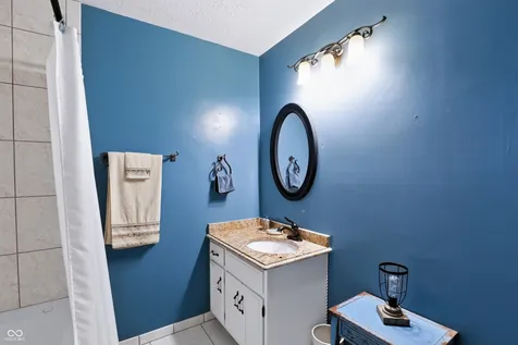 4709 Shireton Court Indianapolis IN 46254