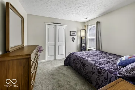 1379 Fiesta Drive Franklin IN 46131