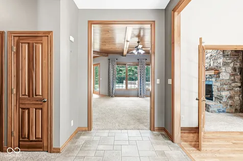 1332 S Oak Ridge Lane Crawfordsville IN 47933