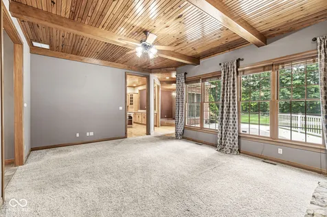 1332 S Oak Ridge Lane Crawfordsville IN 47933
