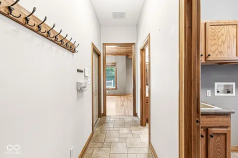 1332 S Oak Ridge Lane Crawfordsville IN 47933