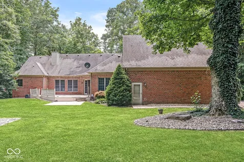 1332 S Oak Ridge Lane Crawfordsville IN 47933