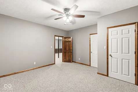 1332 S Oak Ridge Lane Crawfordsville IN 47933