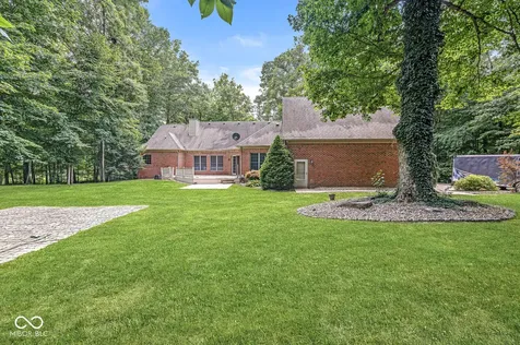 1332 S Oak Ridge Lane Crawfordsville IN 47933