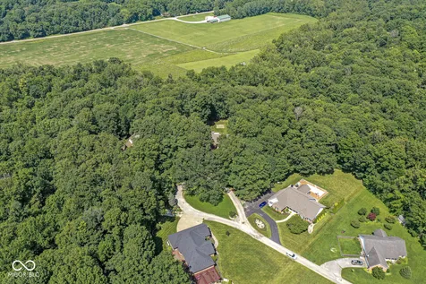 1332 S Oak Ridge Lane Crawfordsville IN 47933
