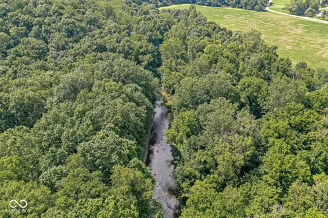 1332 S Oak Ridge Lane Crawfordsville IN 47933