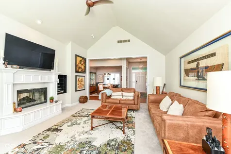 8704 Vintner Court Indianapolis IN 46256