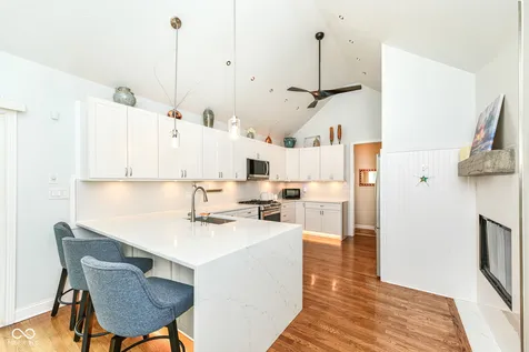 8704 Vintner Court Indianapolis IN 46256