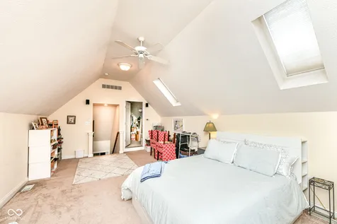 8704 Vintner Court Indianapolis IN 46256