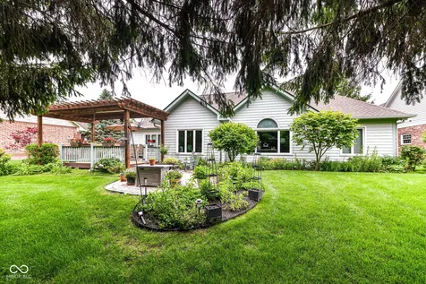 8704 Vintner Court Indianapolis IN 46256