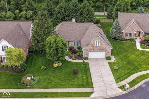 8704 Vintner Court Indianapolis IN 46256