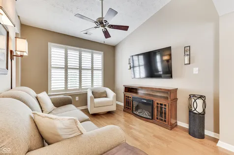 1192 Vicksburg South Drive Greenwood IN 46143