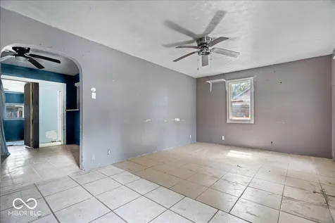 204 Tippecanoe Drive Noblesville IN 46062