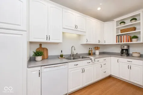5165 Hawks Point Road Indianapolis IN 46226