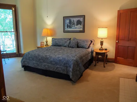 412 W Main Street Crawfordsville IN 47933