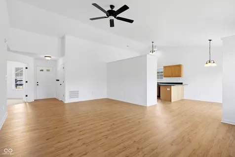 321 Brooks Bend Brownsburg IN 46112