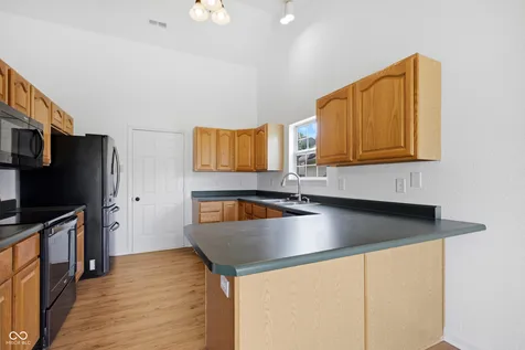 321 Brooks Bend Brownsburg IN 46112