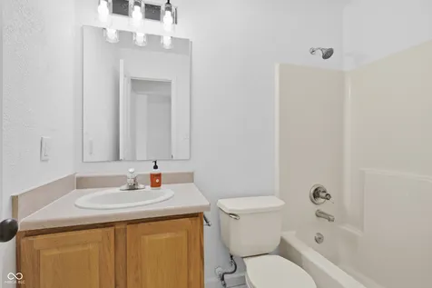 321 Brooks Bend Brownsburg IN 46112