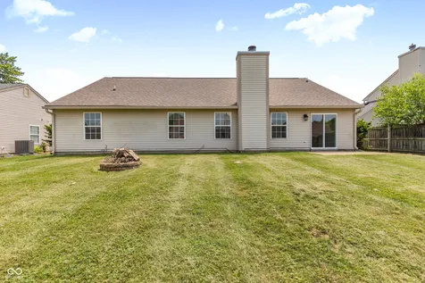 321 Brooks Bend Brownsburg IN 46112