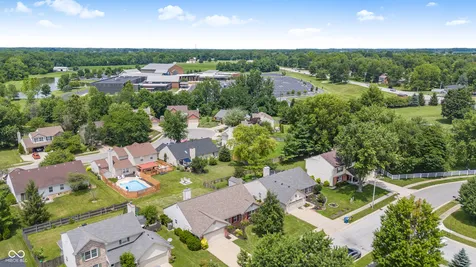 321 Brooks Bend Brownsburg IN 46112