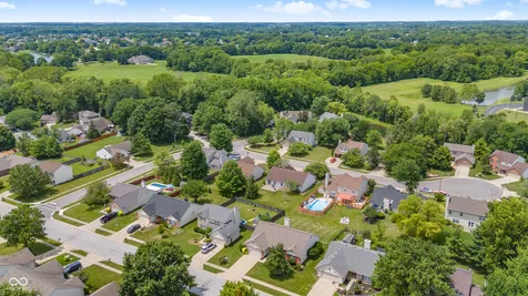 321 Brooks Bend Brownsburg IN 46112