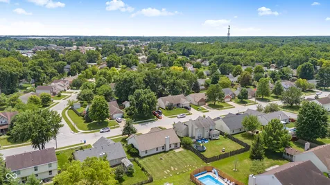 321 Brooks Bend Brownsburg IN 46112
