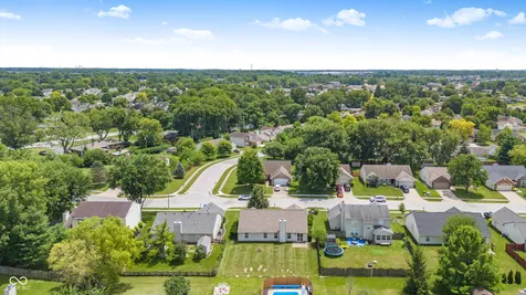 321 Brooks Bend Brownsburg IN 46112