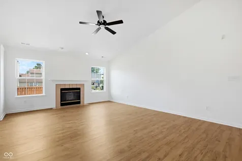 321 Brooks Bend Brownsburg IN 46112