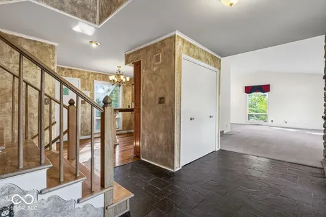 6502 Landborough Drive S Indianapolis IN 46220