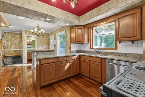 6502 Landborough Drive S Indianapolis IN 46220