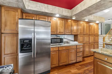 6502 Landborough Drive S Indianapolis IN 46220