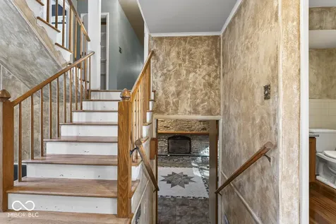 6502 Landborough Drive S Indianapolis IN 46220