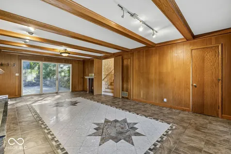 6502 Landborough Drive S Indianapolis IN 46220