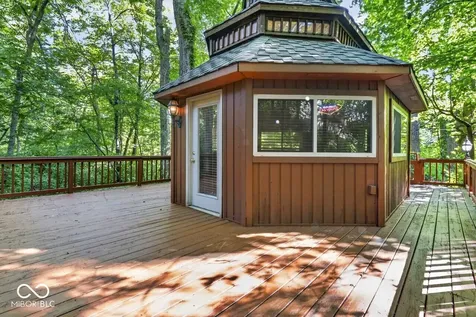 6502 Landborough Drive S Indianapolis IN 46220